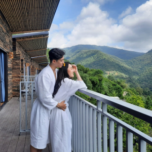 Áo tắm khách sạn 01